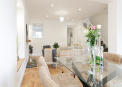 Hazlewood-Home-Staging-260522-1017