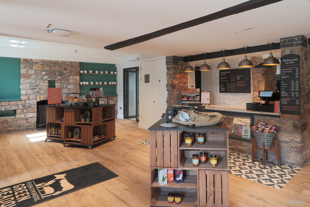 2025-09-08-Expedite-Interiors-1042