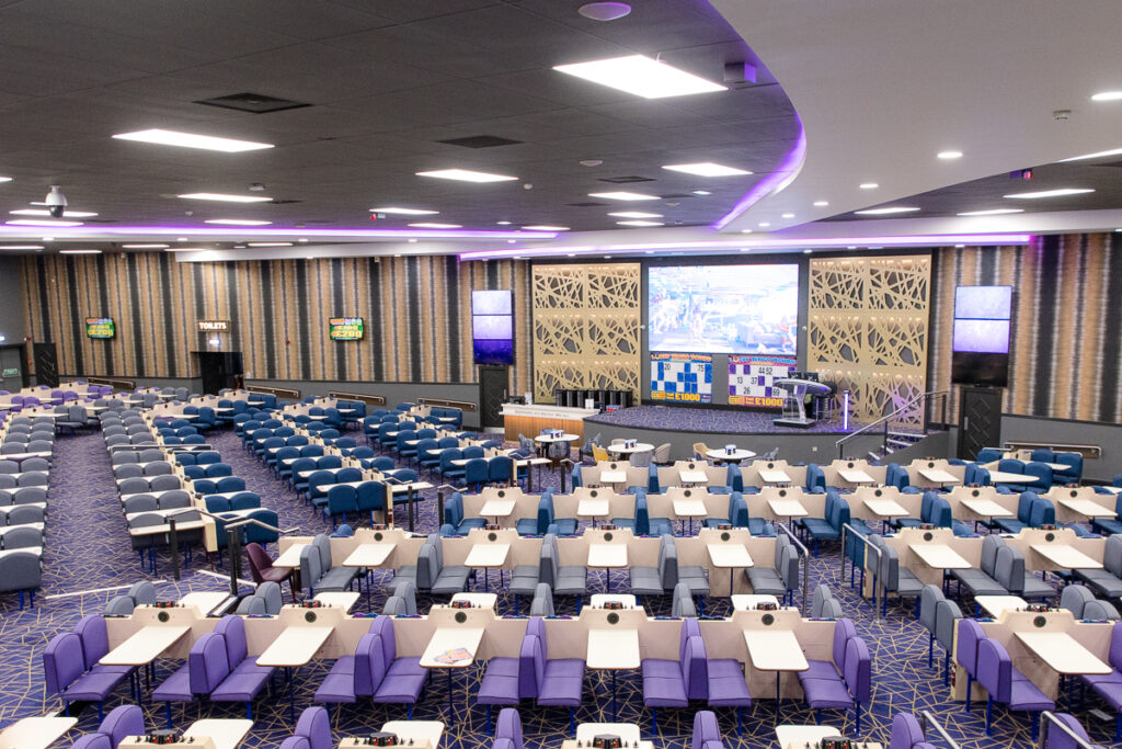 240515-Club-3000-Bingo-1060 240515-Club-3000-Bingo-1060