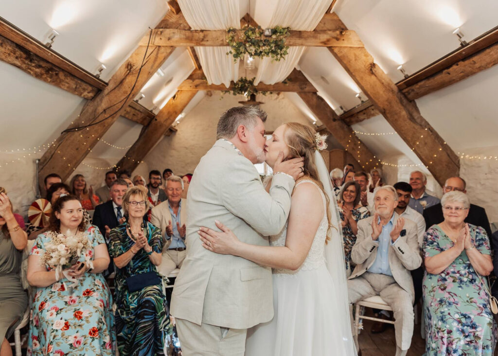 2025-08-14-Tim_Emma-Wedding-1080